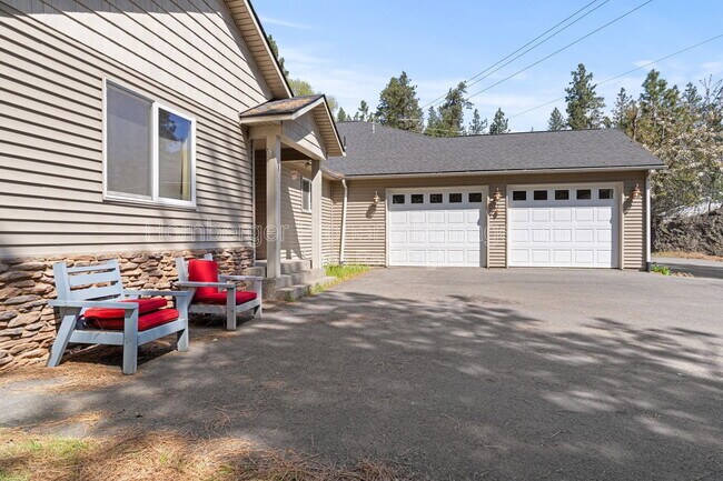 Building Photo - 6929 N Country Homes Blvd