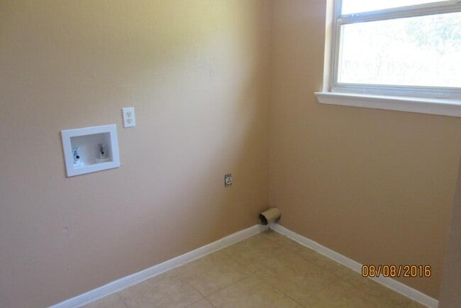 Building Photo - 1012 Georgetown Rd