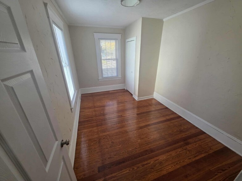 Building Photo - 4074 Skiff St