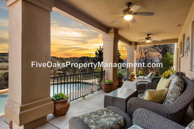 Building Photo - 5185 Mertola Dr