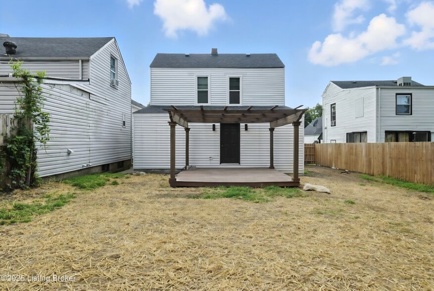 Building Photo - 1819 S Preston St