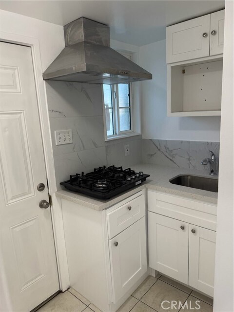 Building Photo - 1411 W 69th St