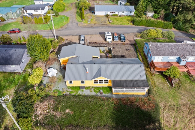 Building Photo - Bay City