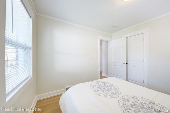 Building Photo - 8126 Dale St