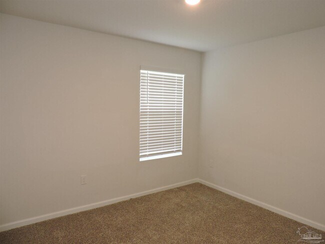 Building Photo - 5903 Laurel Oak Dr