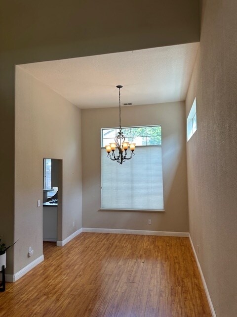 Building Photo - Lodi 4 Bedroom 3 Bathrom Home with a Pool