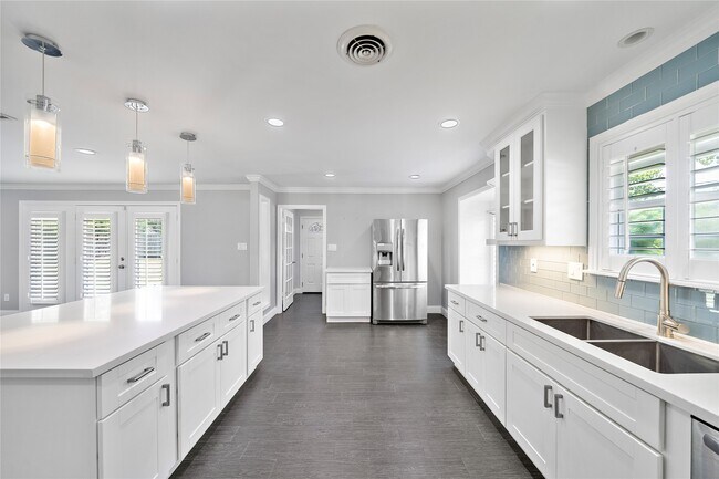 Building Photo - 4435 Osby Dr
