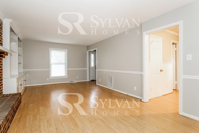 Building Photo - Coming HOME never felt so good!