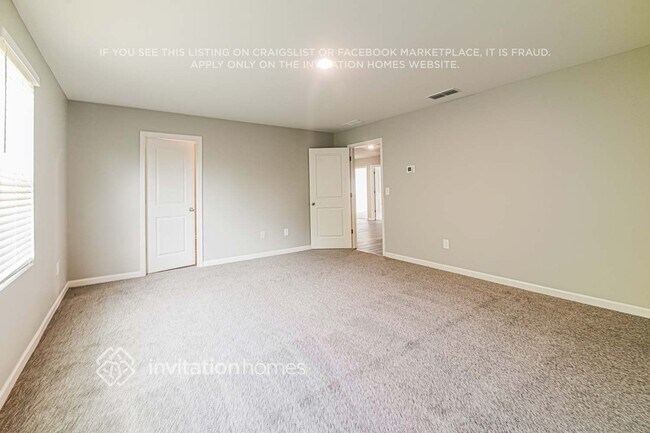 Building Photo - 260 Colbury St