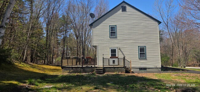 Building Photo - 3 Bedroom, 1.5 bath Condex in North Londonderry