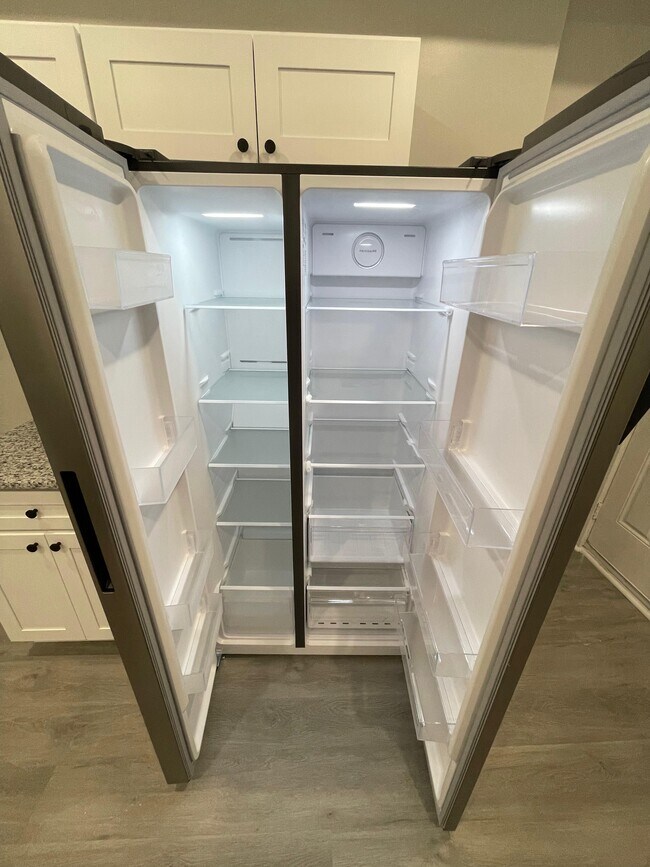 Building Photo - Calverton Heights