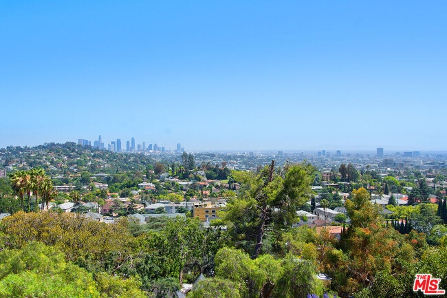 Building Photo - 4130 Parva Ave