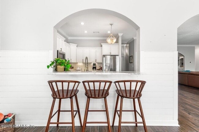 Building Photo - 1175 Eagle Point Dr