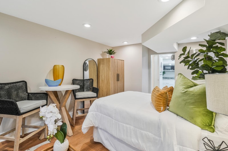 Building Photo - 325 Winslow Rd