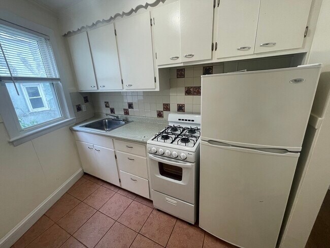 Building Photo - 90 Winthrop Shore Dr