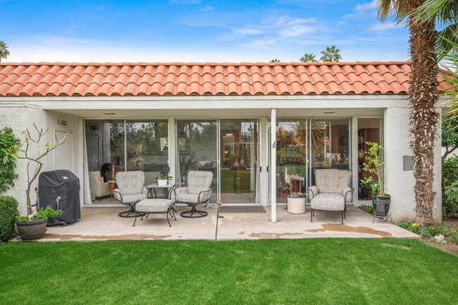 Building Photo - 45690 Pawnee Rd