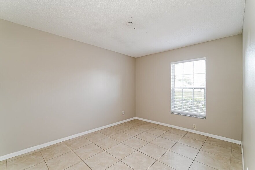 Building Photo - 12438 Dawn Vista Dr