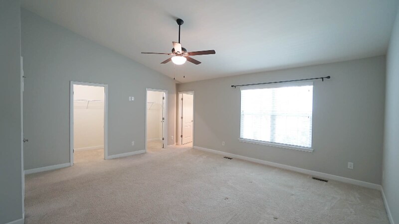 Building Photo - 1207 Heritage Links Dr