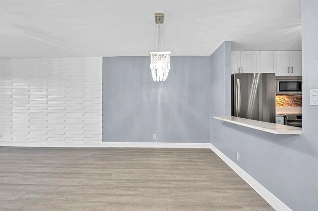 Building Photo - 9355 SW 8th St