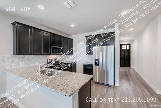 Building Photo - 130 Abbeydell-