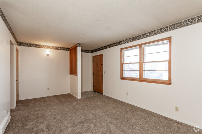 1BR - Living Room - Bellevue Gardens Apartments