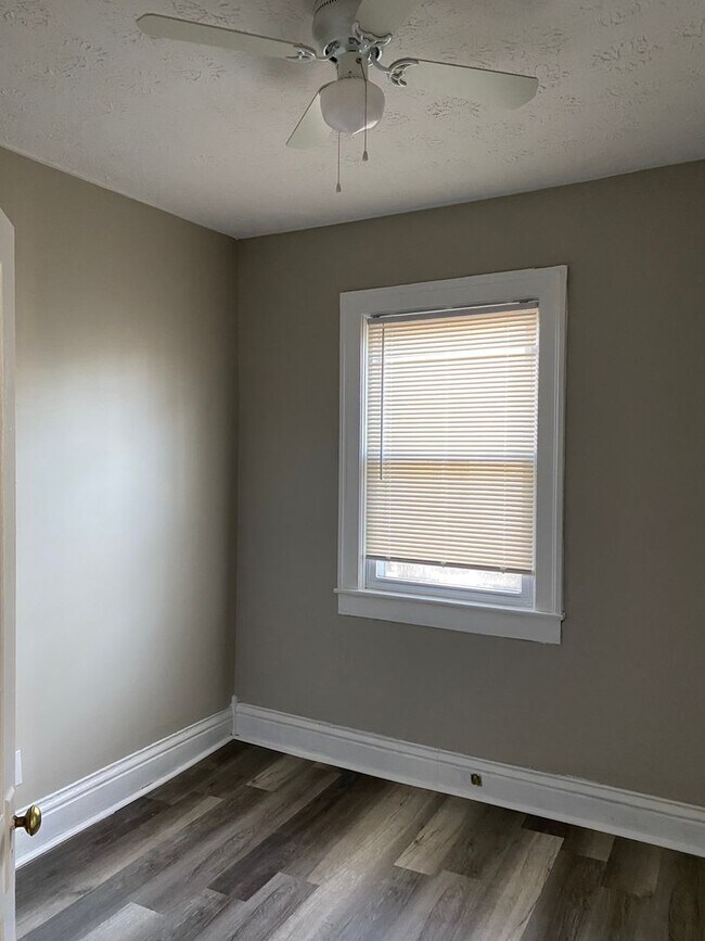 Building Photo - 486 Price Rd