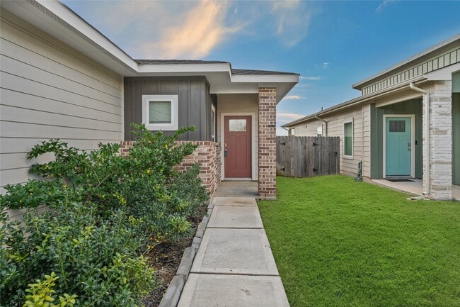 Building Photo - 12512 Newport Arch Ln