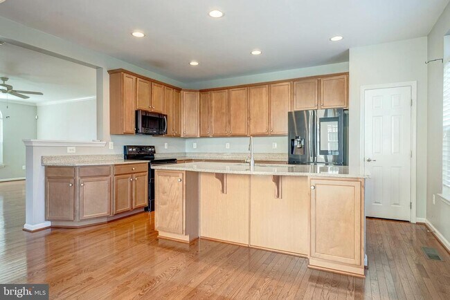 Building Photo - 43022 Spyder Pl