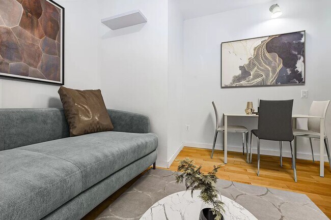 Building Photo - 203 Spring Street