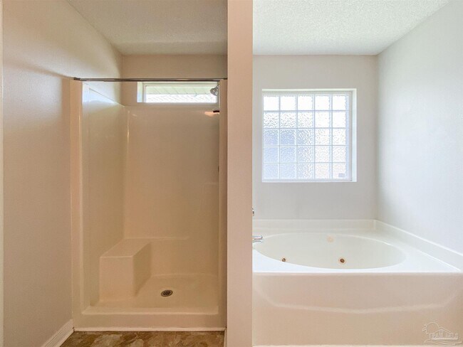Building Photo - 5408 Keel Dr