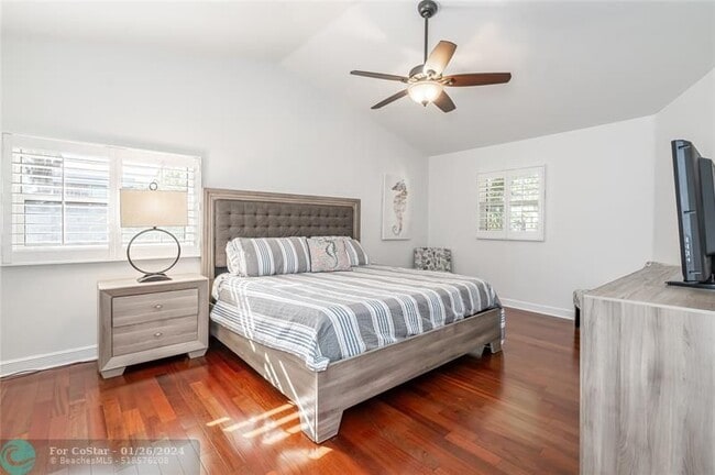 Building Photo - 808 Solar Isle Dr