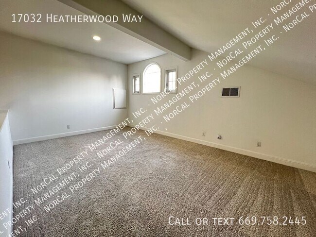 Building Photo - 17032 Heatherwood Way