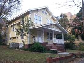 Building Photo - 2209 College Street