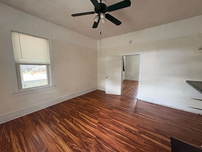 Building Photo - Charming Home Near Downtown Greer