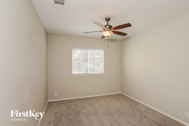 Building Photo - 16918 Darien Wing