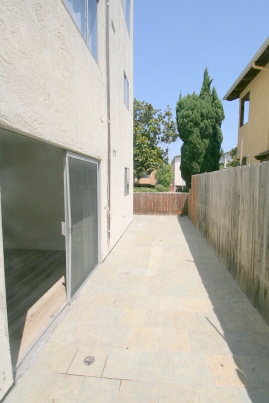 Building Photo - 1308 9th St