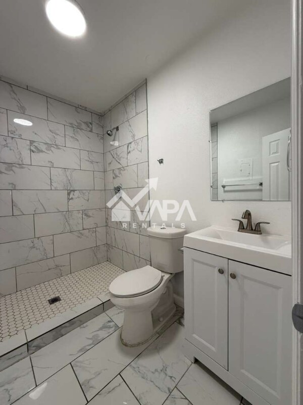 Building Photo - 7119 Westlyn Dr