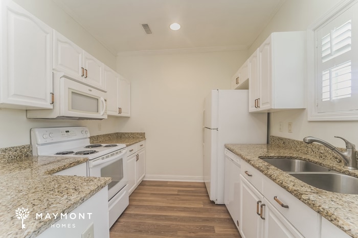 Building Photo - 7003 Walnut Ridge Ct