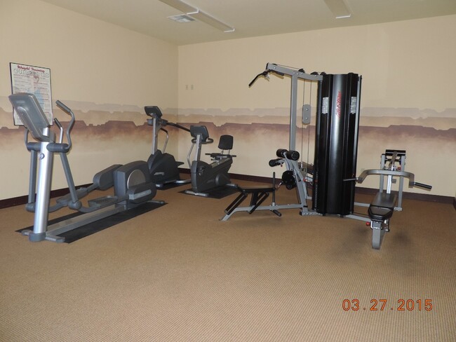 Building Photo - NW 1st floor condo