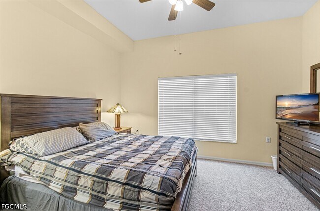 Building Photo - 12141 Summergate Cir