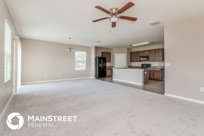 Building Photo - 9710 Highland Ridge Dr