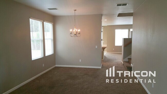 Building Photo - 5101 Strawberry Way
