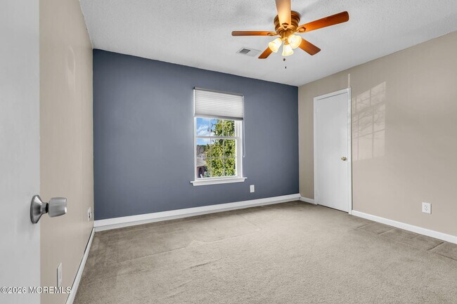 Building Photo - 106 Frontier Way