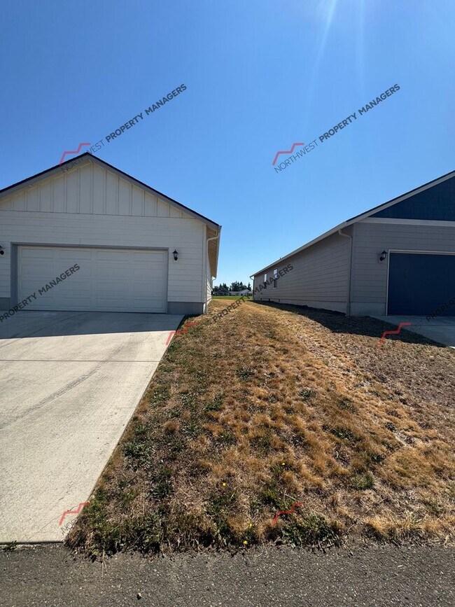 Building Photo - STATUS: PENDING APPLICATION- | R190| $2095