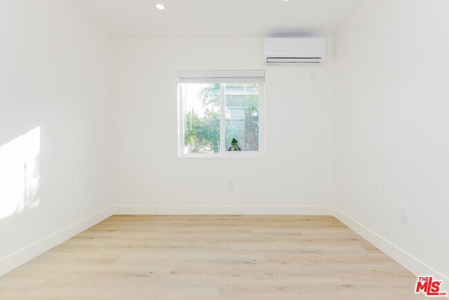 Building Photo - 1739 252nd St