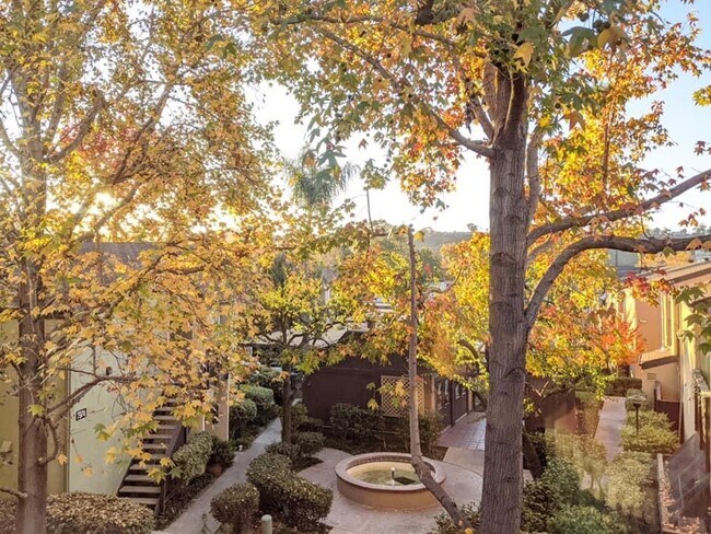 Building Photo - 7962 Mission Center Ct