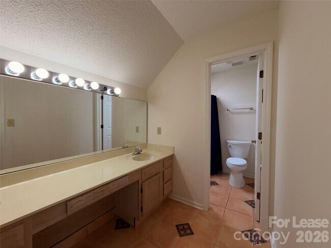 Building Photo - 118 Sunfish Dr