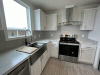 Building Photo - 385 Jose Gaspar Dr