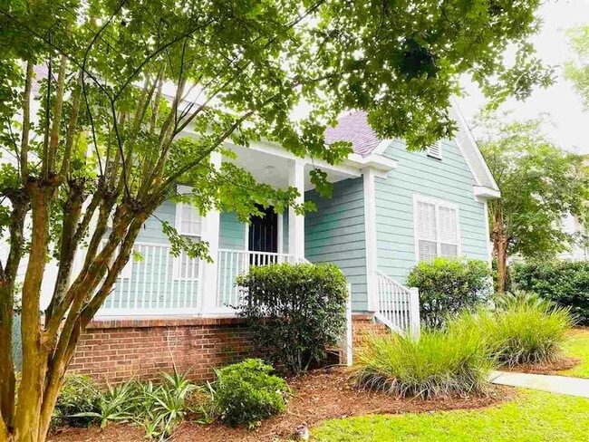 Primary Photo - 2111 Fernleigh Dr