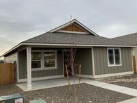 Building Photo - Newer Home for Lease! 3br 3ba